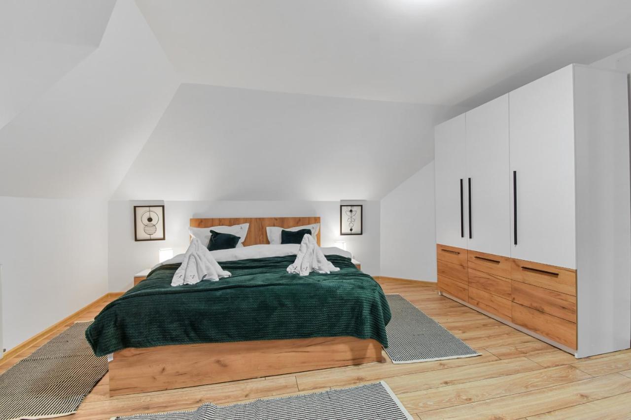 Two Bedrooms Hytta Apartment Сіная Екстер'єр фото