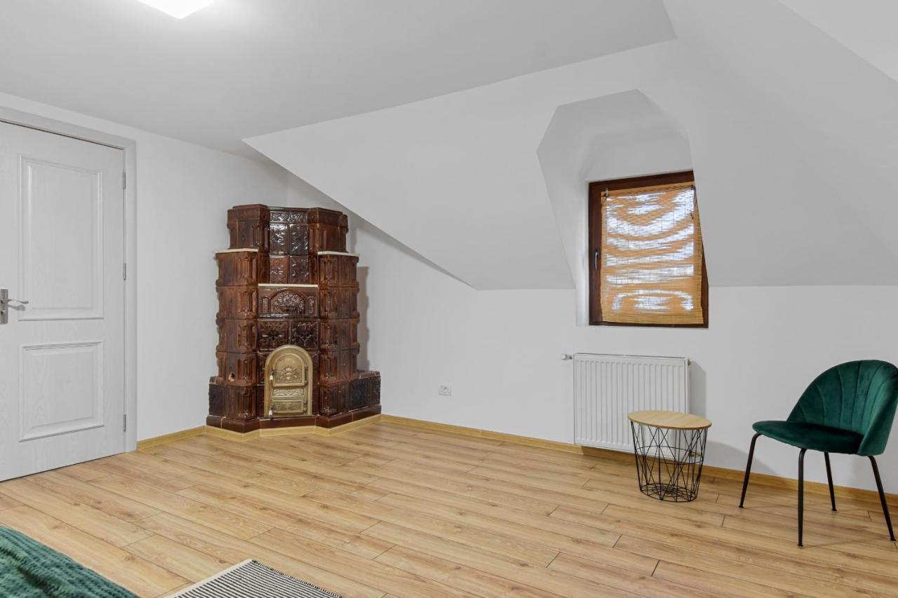 Two Bedrooms Hytta Apartment Сіная Екстер'єр фото